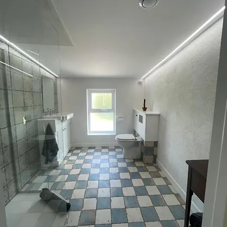 בית נופש Comfortable Lakeside House In Donegal Gealtacht Annagry