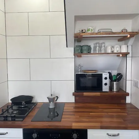 Comfortable Lakeside House In Donegal Gealtacht