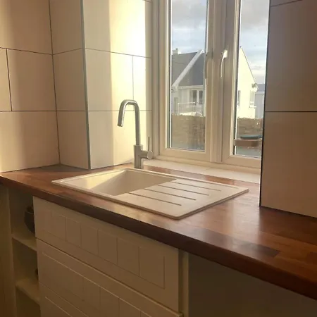 Comfortable Lakeside House In Donegal Gealtacht Annagry