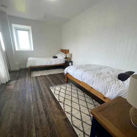 בית נופש Comfortable Lakeside House In Donegal Gealtacht Annagry